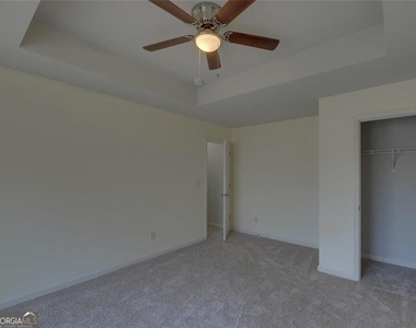 329 Turtle Creek Drive - Photo Thumbnail 15