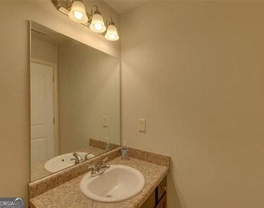 329 Turtle Creek Drive - Photo Thumbnail 16