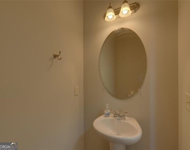 329 Turtle Creek Drive - Photo Thumbnail 4