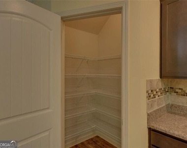 329 Turtle Creek Drive - Photo Thumbnail 3