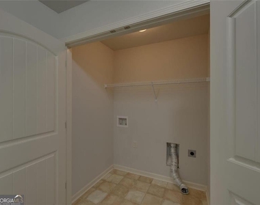 329 Turtle Creek Drive - Photo Thumbnail 20