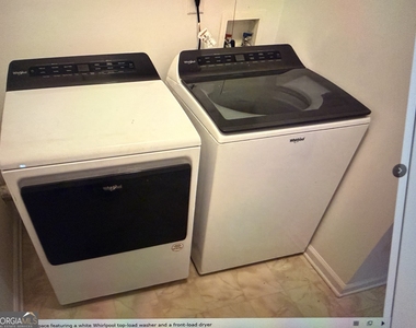 1688 Windale Court - Photo Thumbnail 2