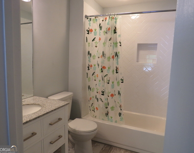 1570 Van Epps Street Se - Photo Thumbnail 10