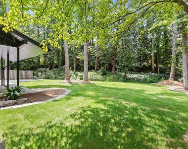 3252 W Roxboro Road Ne - Photo Thumbnail 54
