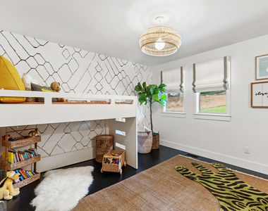 3252 W Roxboro Road Ne - Photo Thumbnail 33