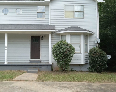 1606 Kirkland Drive - Photo Thumbnail 1