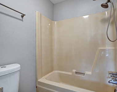 1606 Kirkland Drive - Photo Thumbnail 8