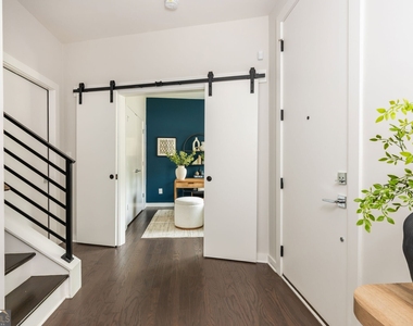 415 Gartrell Street Se - Photo Thumbnail 3