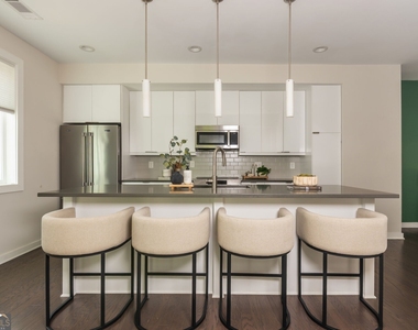 415 Gartrell Street Se - Photo Thumbnail 5