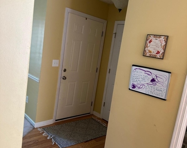 928 Shannon Road Sw - Photo Thumbnail 6