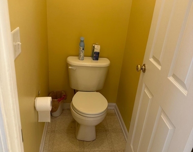 928 Shannon Road Sw - Photo Thumbnail 10