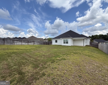 231 Creek Ridge Drive - Photo Thumbnail 16