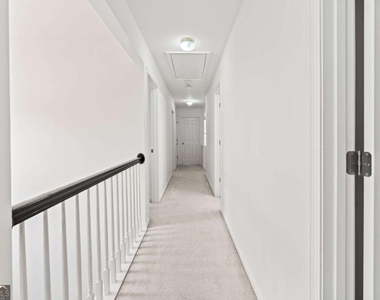 5087 Wellisford Court - Photo Thumbnail 29