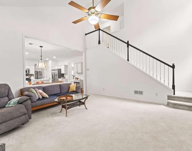 5087 Wellisford Court - Photo Thumbnail 16