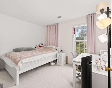 5087 Wellisford Court - Photo Thumbnail 30