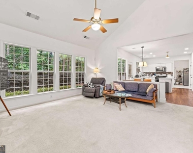 5087 Wellisford Court - Photo Thumbnail 15