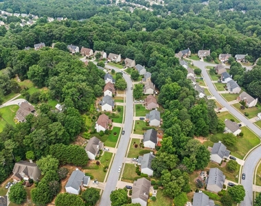 5087 Wellisford Court - Photo Thumbnail 39