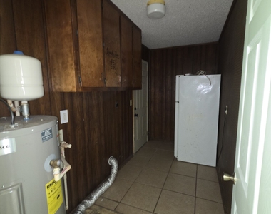 504 Martha Drive - Photo Thumbnail 26