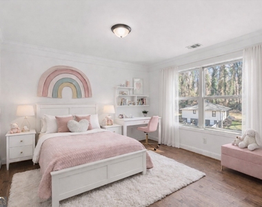 1410 Eastland Road - Photo Thumbnail 15