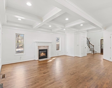 1410 Eastland Road - Photo Thumbnail 6