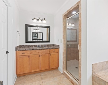 1410 Eastland Road - Photo Thumbnail 14