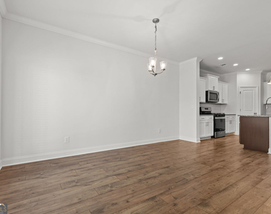 5125 Hillington Way - Photo Thumbnail 15