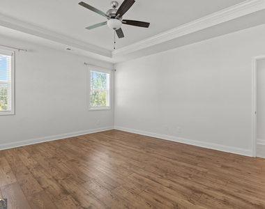 5125 Hillington Way - Photo Thumbnail 24