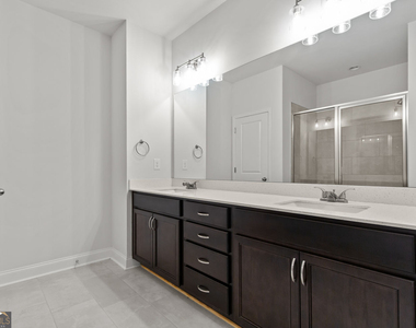 5125 Hillington Way - Photo Thumbnail 23