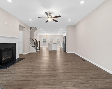 2247 Pink Hawthorn Drive - Photo Thumbnail 15