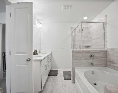 7637 Avalon Boulevard - Photo Thumbnail 23