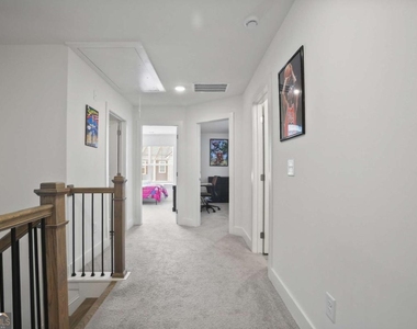 7637 Avalon Boulevard - Photo Thumbnail 10