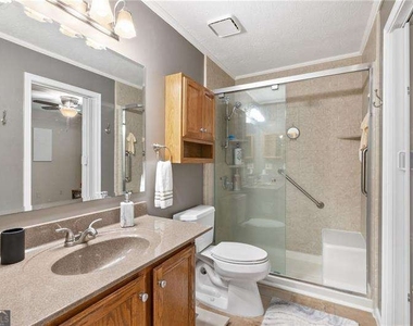 525 Warm Springs Circle - Photo Thumbnail 13