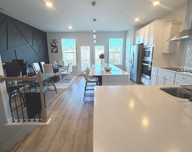 205 Wallace Street - Photo Thumbnail 1