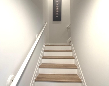 205 Wallace Street - Photo Thumbnail 19