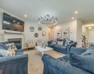 3072 Lowell Road - Photo Thumbnail 15