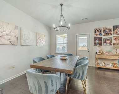 3072 Lowell Road - Photo Thumbnail 13