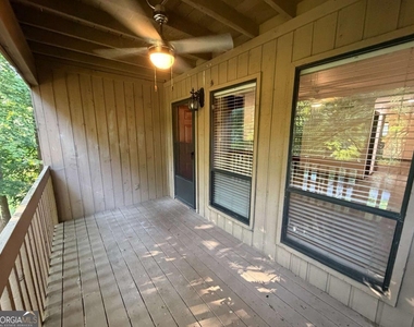 1702 Pine Tree Drive - Photo Thumbnail 19