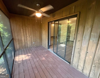 1702 Pine Tree Drive - Photo Thumbnail 22