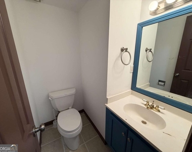 1702 Pine Tree Drive - Photo Thumbnail 18