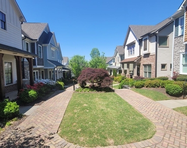 983 Azalee Wharton Avenue Nw - Photo Thumbnail 2