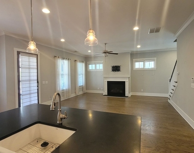 983 Azalee Wharton Avenue Nw - Photo Thumbnail 18