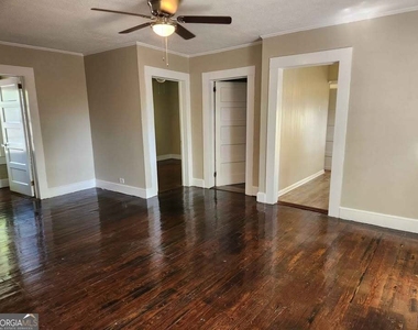 631 Davis Avenue - Photo Thumbnail 3