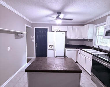 317 Hilltop Circle Extension Sw - Photo Thumbnail 7