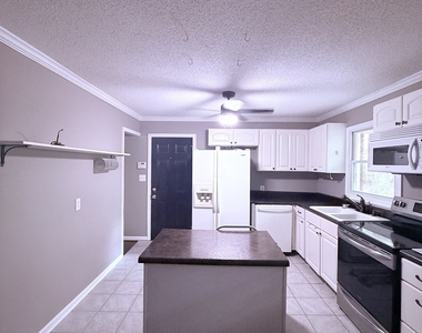 317 Hilltop Circle Extension Sw - Photo Thumbnail 8