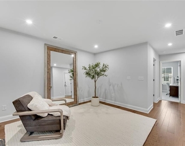 400 Renwood Trail - Photo Thumbnail 31