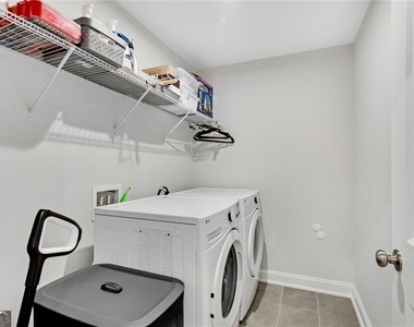 400 Renwood Trail - Photo Thumbnail 14
