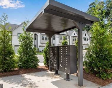 400 Renwood Trail - Photo Thumbnail 38