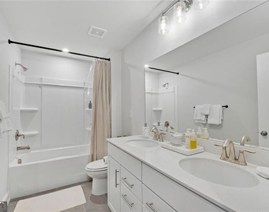 400 Renwood Trail - Photo Thumbnail 34
