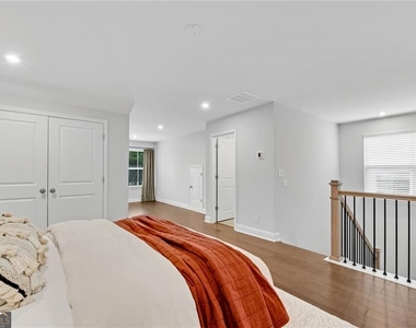 400 Renwood Trail - Photo Thumbnail 29