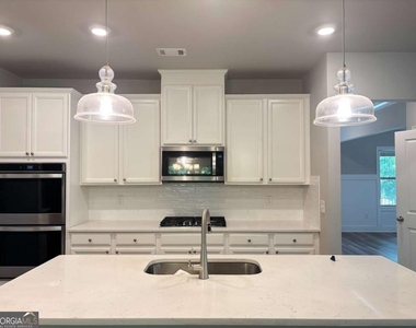 5800 Arbor Green Circle - Photo Thumbnail 5